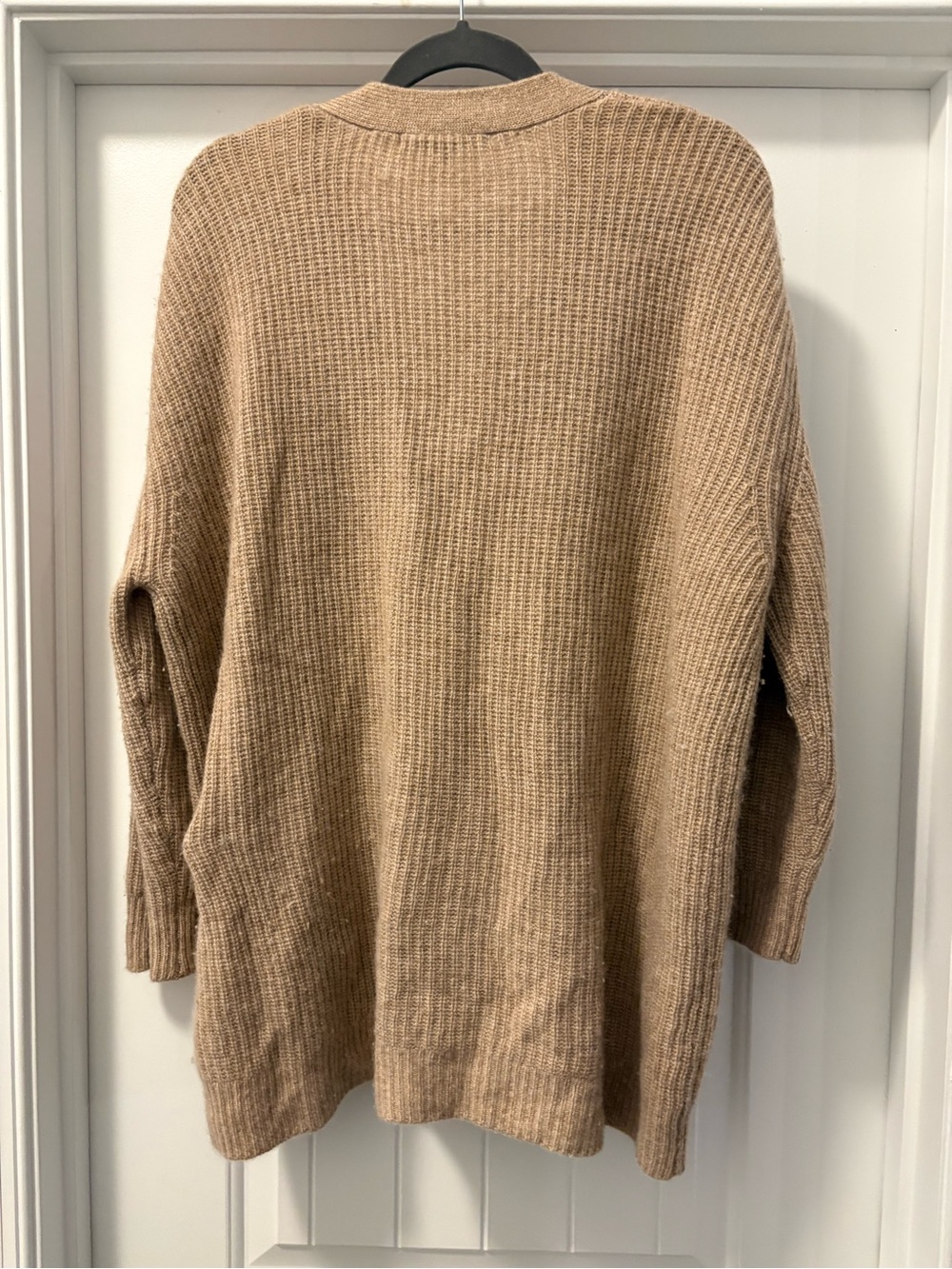 Quince Mongolian Cashmere Oversized Cardigan in Beige Size Small - Picture 4 of 5